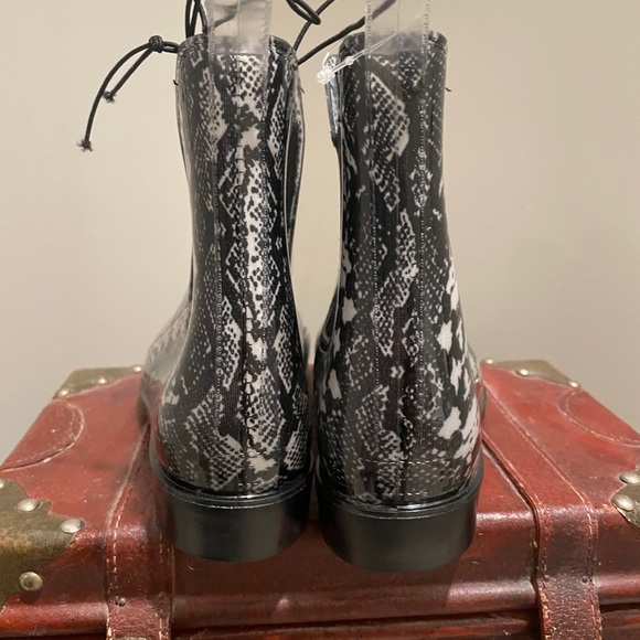 Ankle rain boots - Picture 3 of 3